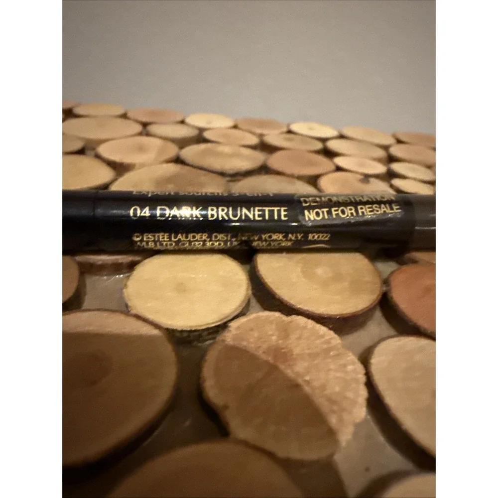 ESTEE LAUDER The Brow Multi-Tasker 3-in-1 Pencil Powder 04 Dark Brunette‎ DEMO
